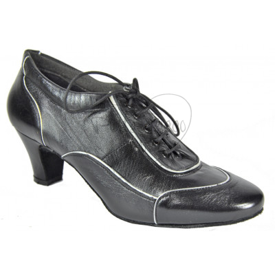 Color Tango Adelante Shoe...