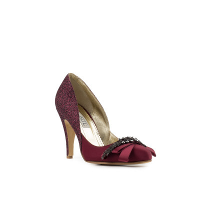 Paoul Burgundy Court with...