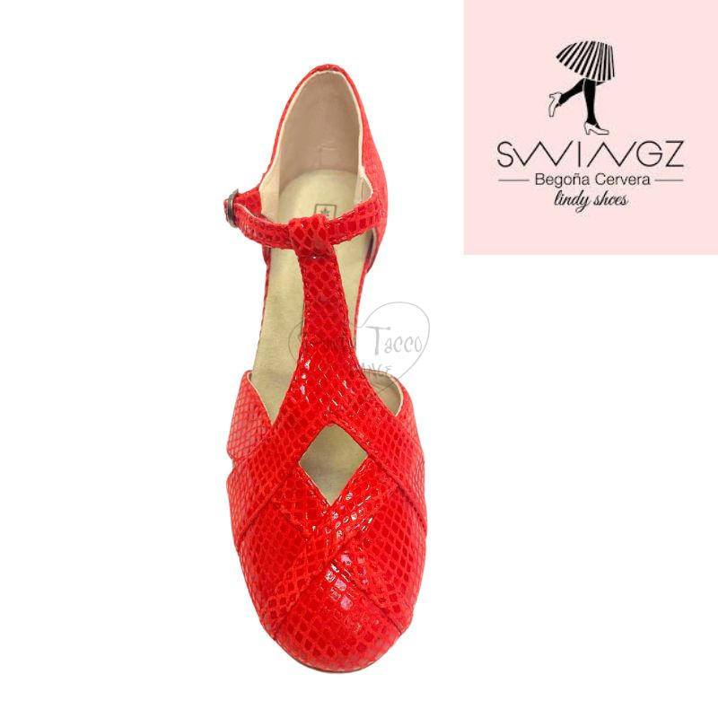 BEGONA CERVERA CLASSICO ESPANOL SCARPA SWING