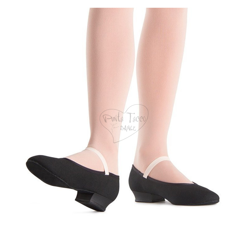 Ottima scarpa da carattere per la bimba che fa danza
